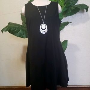 Black Dress w/ Pockets